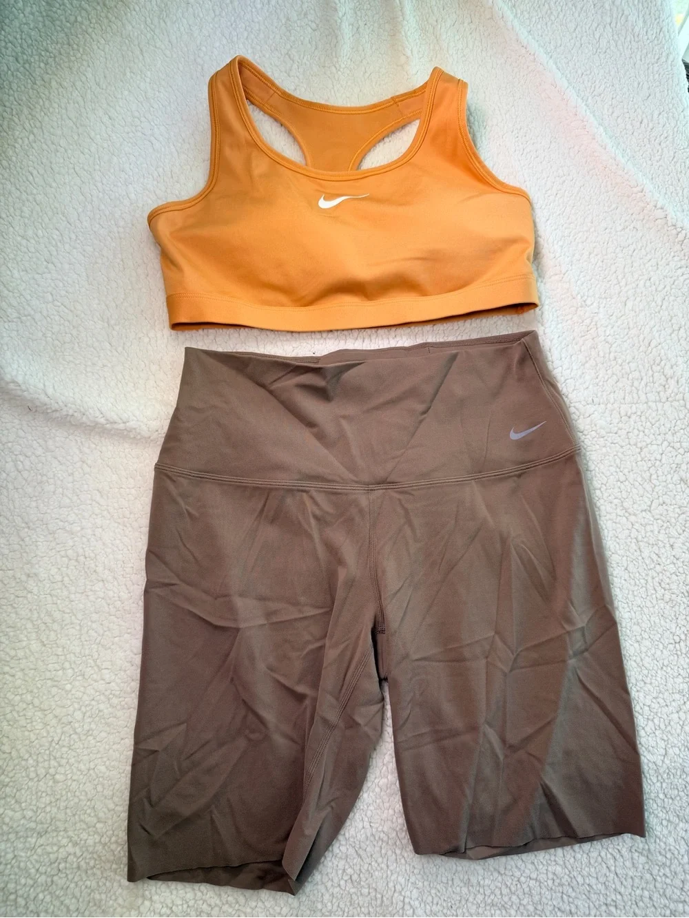Nike Women's set High-Rise Bike Shorts in Taupe